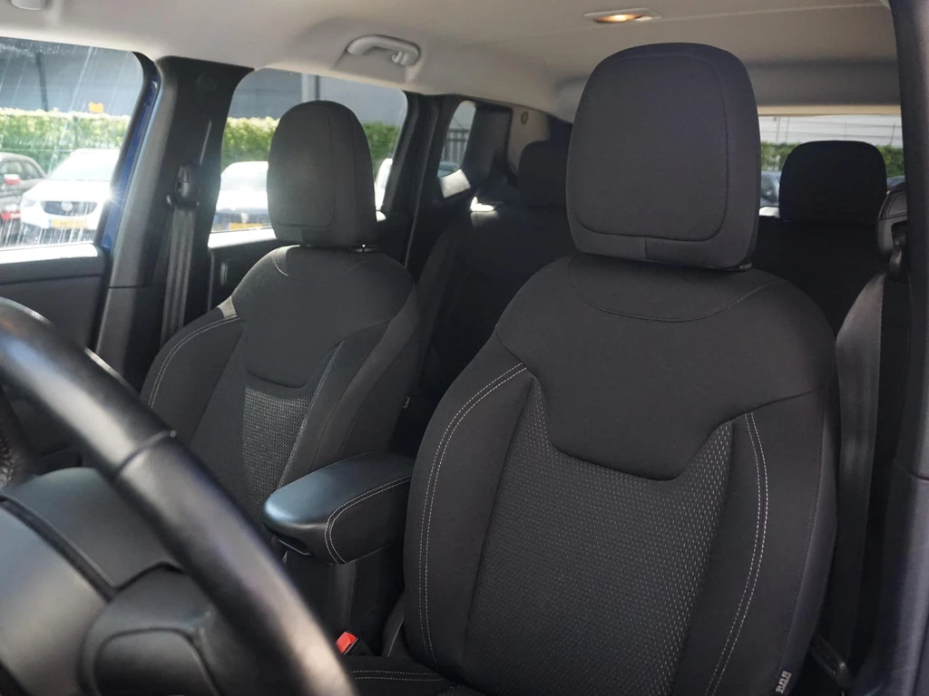 Jeep Renegade – foto 10