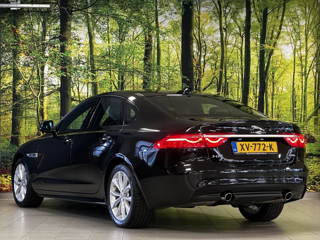 Jaguar XF – foto 2