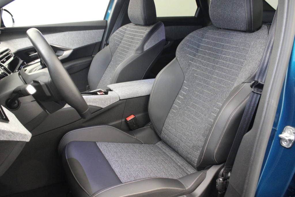 Peugeot e-3008 – foto 15