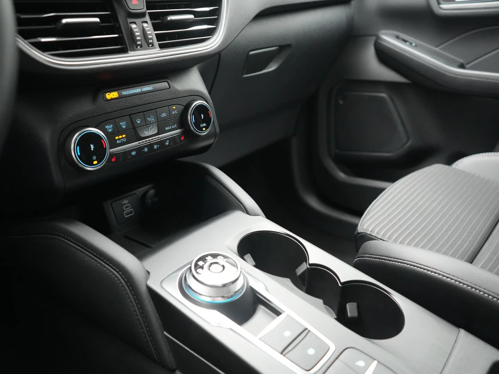 Ford Kuga – foto 29