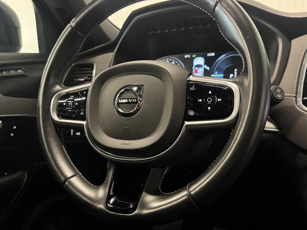 Volvo XC90 – foto 20