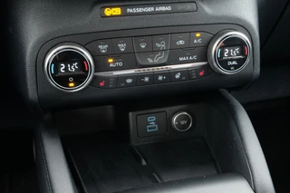Ford Kuga – thumbnail 26