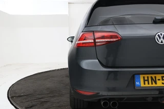 Volkswagen Golf – thumbnail 4