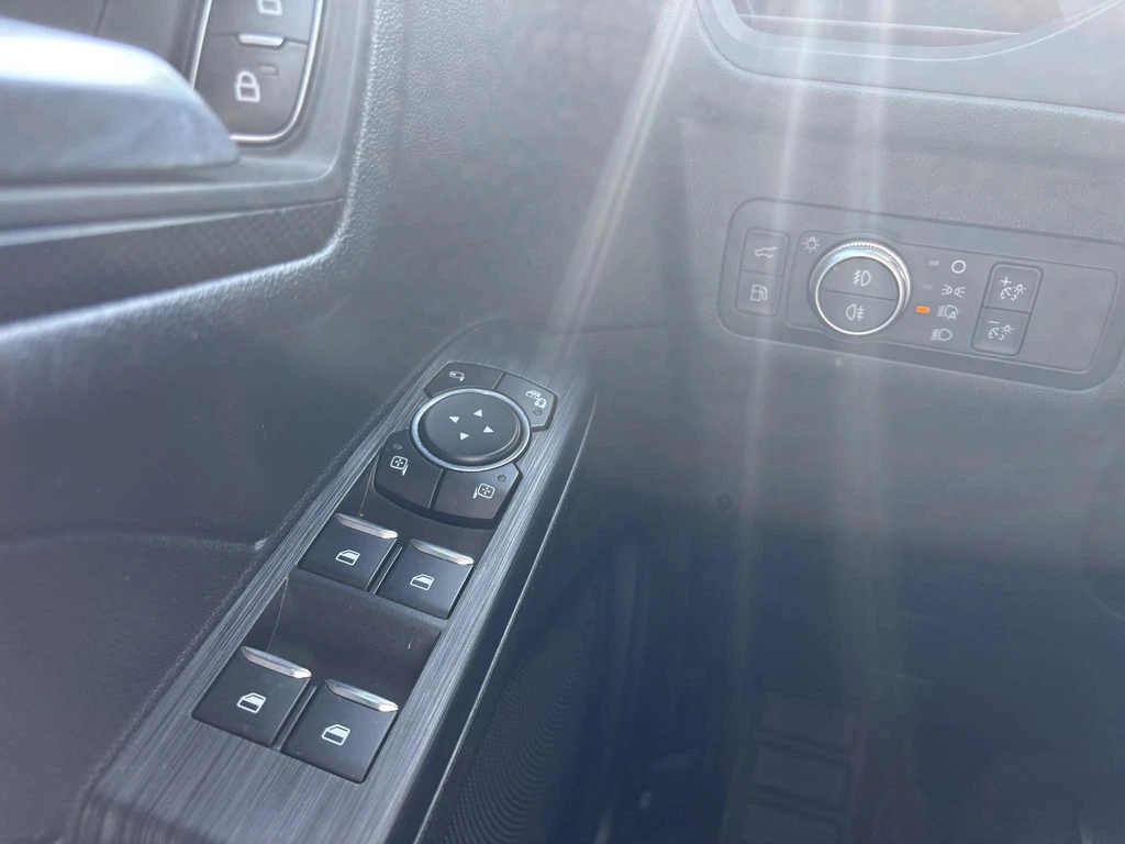 Ford Kuga – foto 25