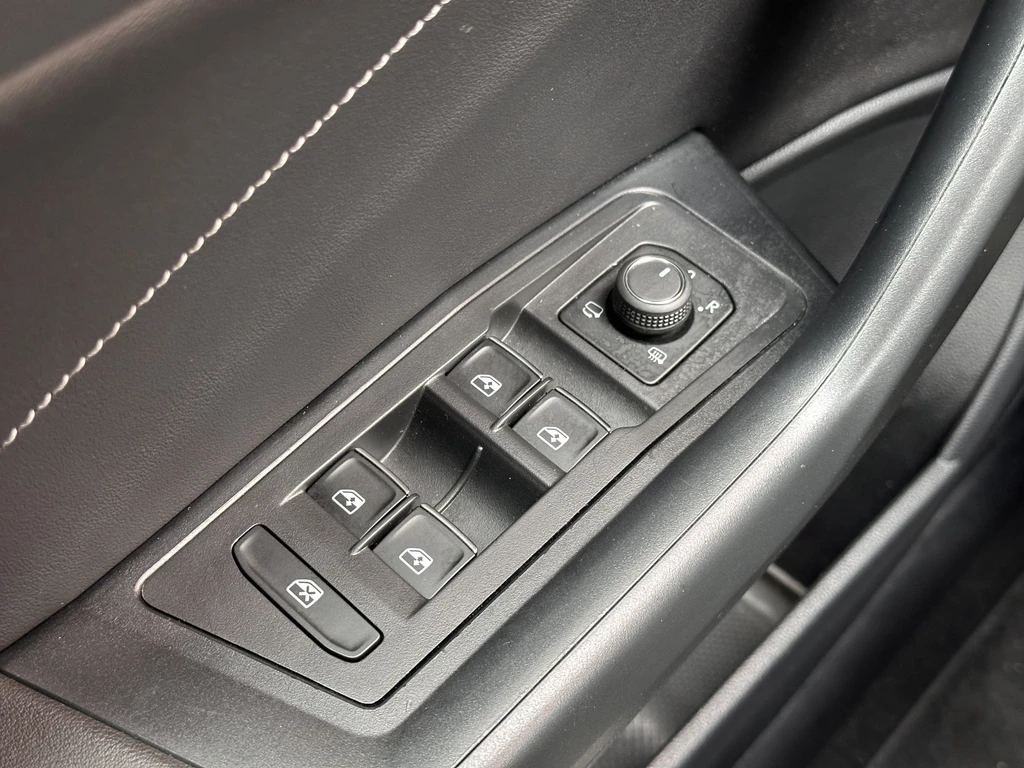 Volkswagen T-Roc – foto 22