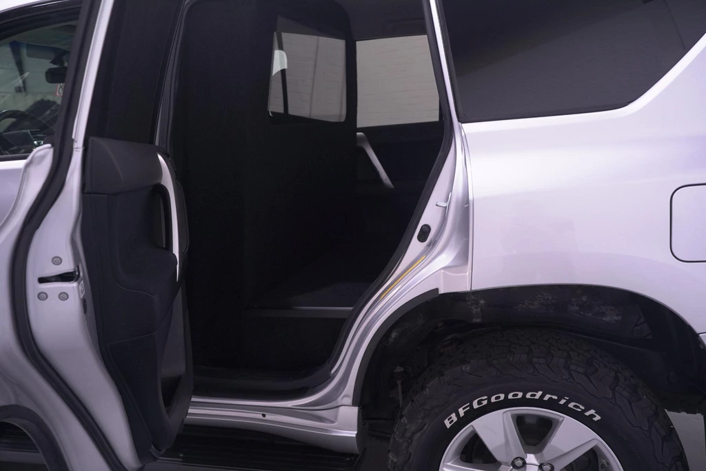 Toyota Land Cruiser – foto 16