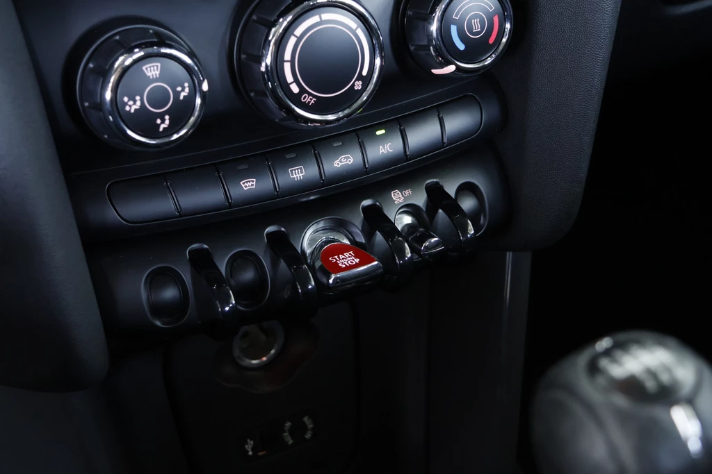 MINI One – foto 17