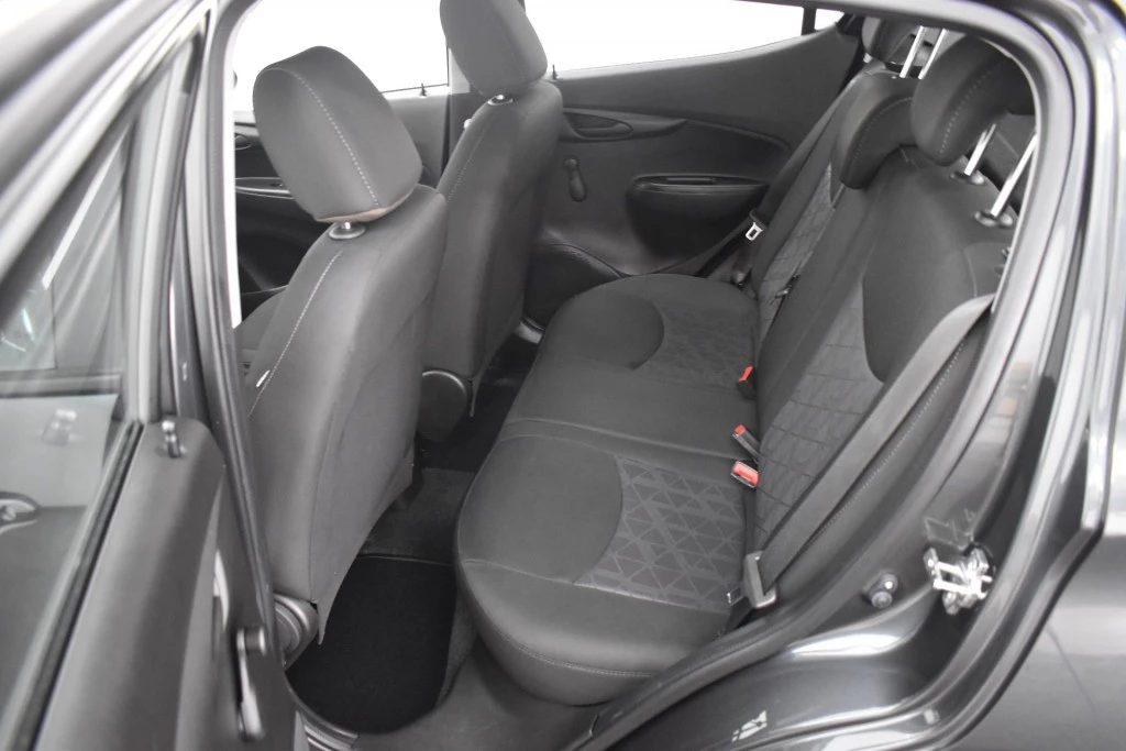 Opel KARL – foto 9