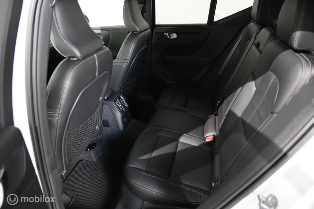 Volvo XC40 – foto 35