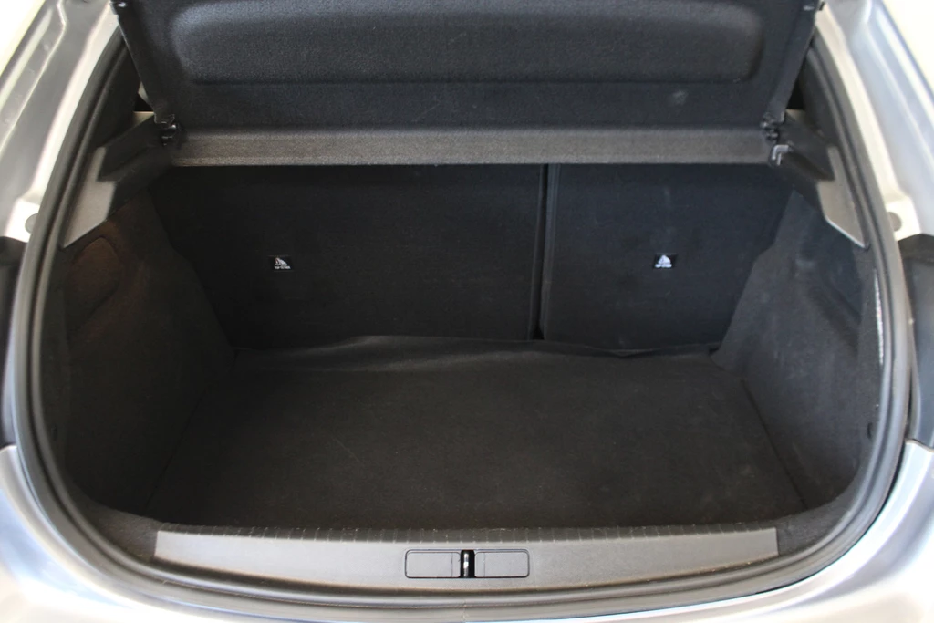 Peugeot 208 – foto 12