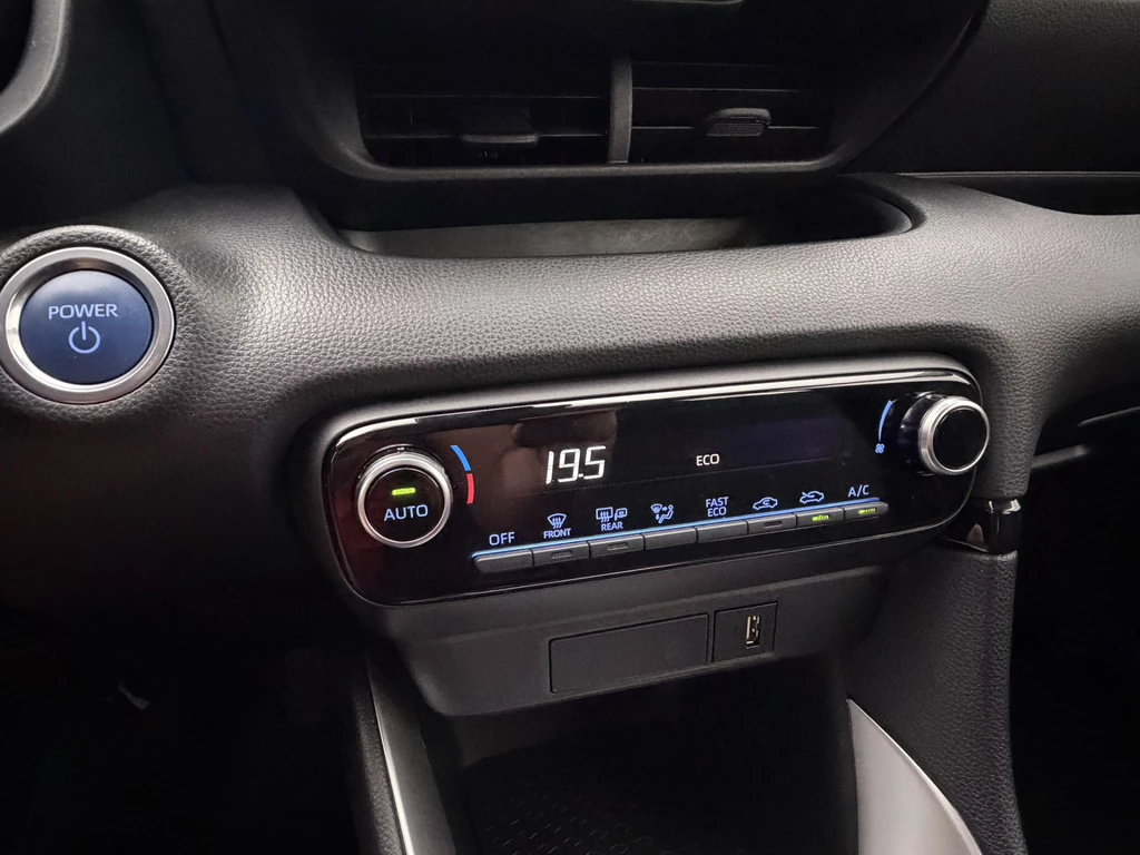Toyota Yaris – foto 21