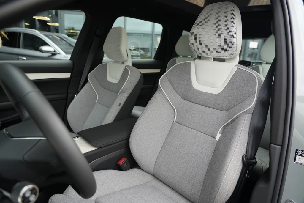 Volvo EX90 – foto 7