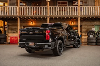 Chevrolet Silverado – thumbnail 7