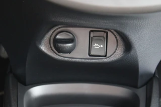 Toyota Yaris – thumbnail 22
