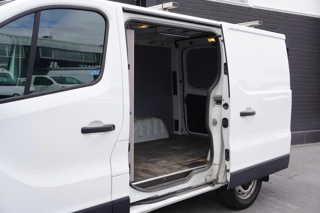 Renault Trafic – foto 8