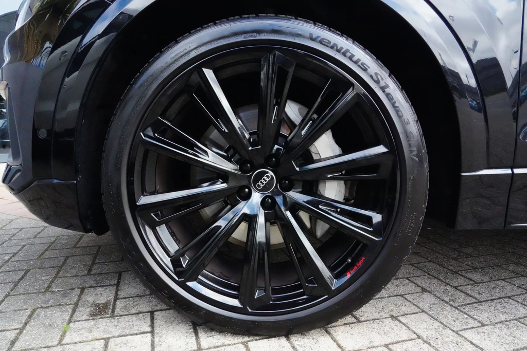 Audi Q8 – foto 10