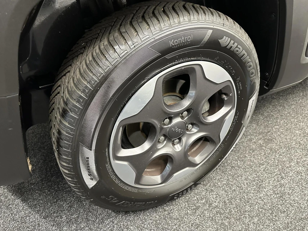 Jeep Renegade – foto 10