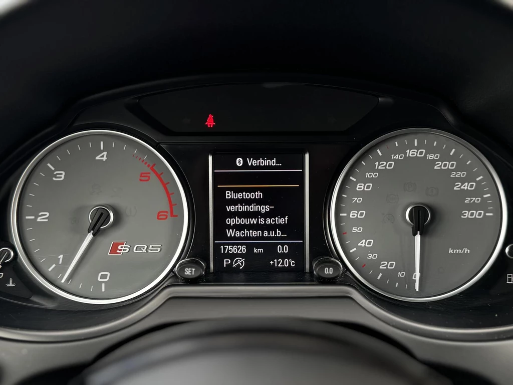 Audi SQ5 – foto 12
