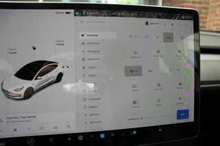 Tesla Model 3 – thumbnail 13