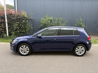 Volkswagen Golf – thumbnail 4