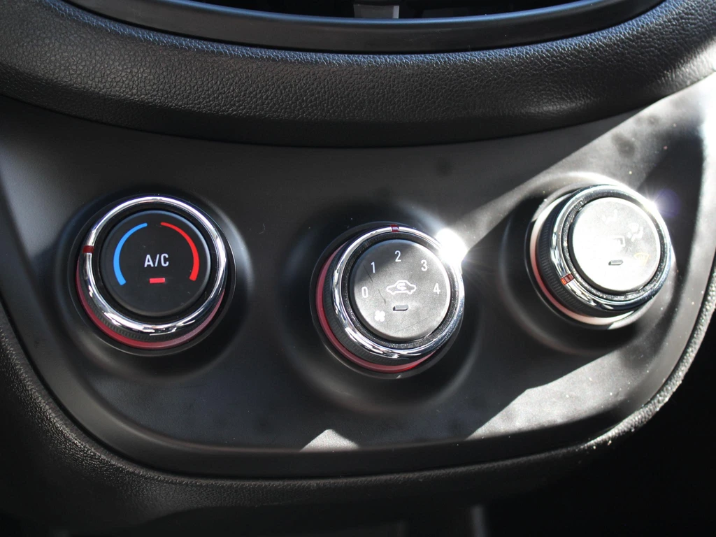 Opel KARL – foto 17