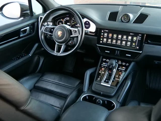 Porsche Cayenne – thumbnail 33