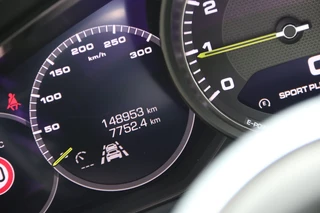 Porsche Panamera – thumbnail 23