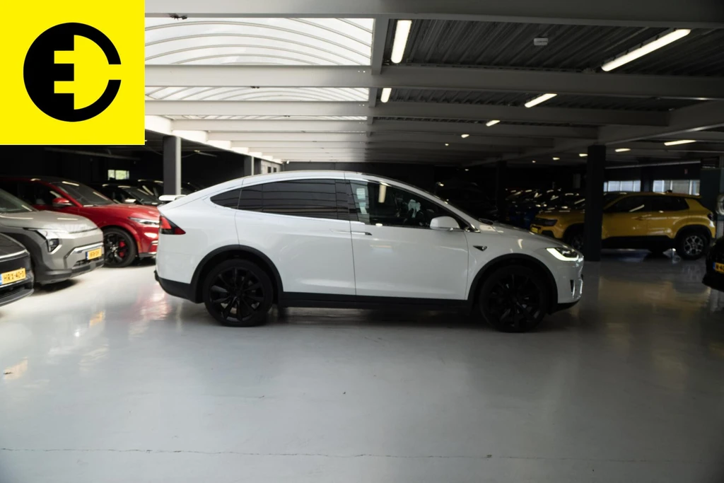 Tesla Model X – foto 9