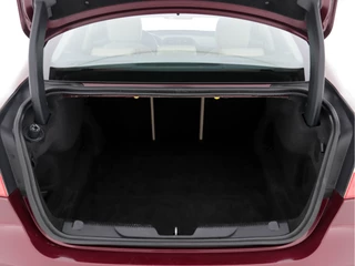 Jaguar XE – thumbnail 10