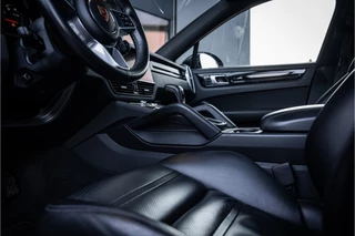 Porsche Cayenne – thumbnail 28