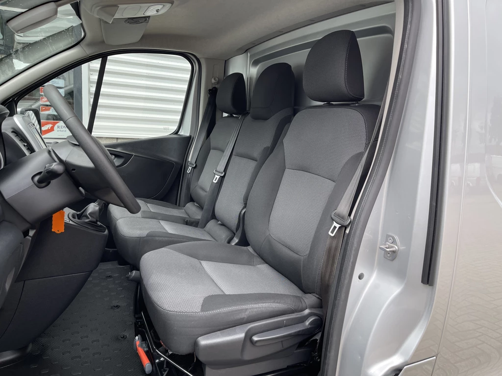 Renault Trafic – foto 12
