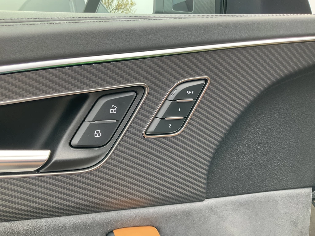 Audi RSQ8 – foto 19