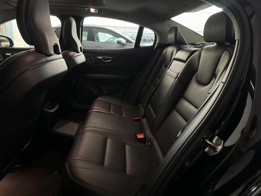 Volvo S60 – foto 32
