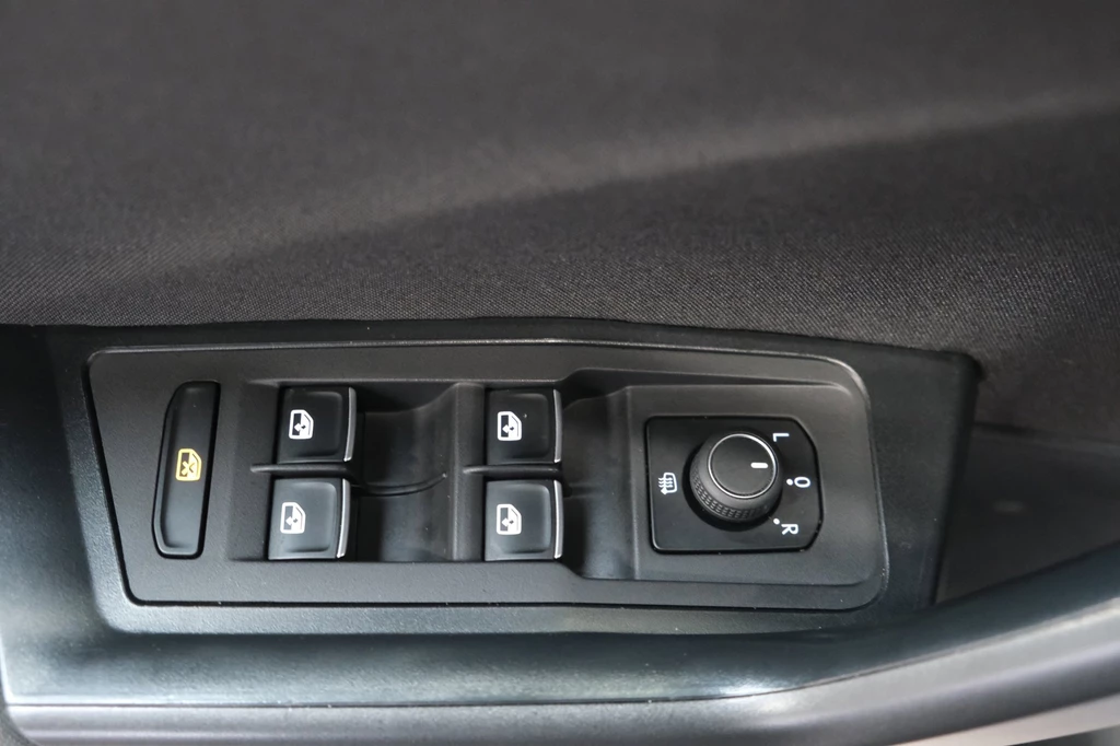Volkswagen T-Roc – foto 11