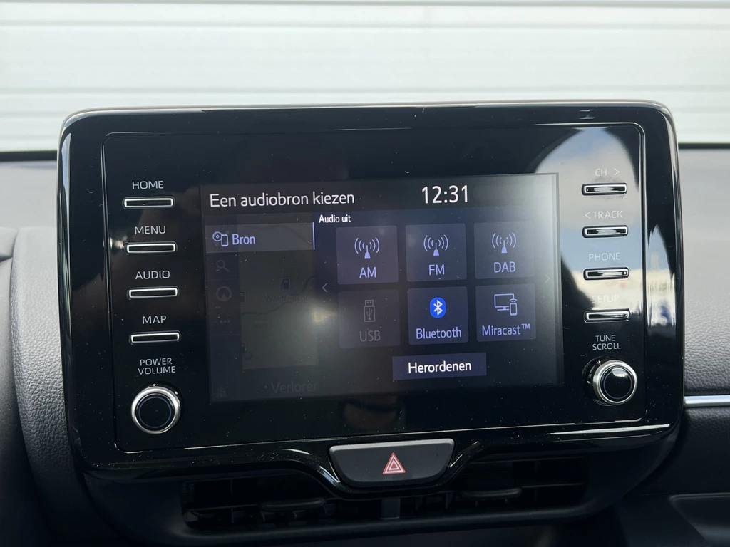 Toyota Yaris – foto 22