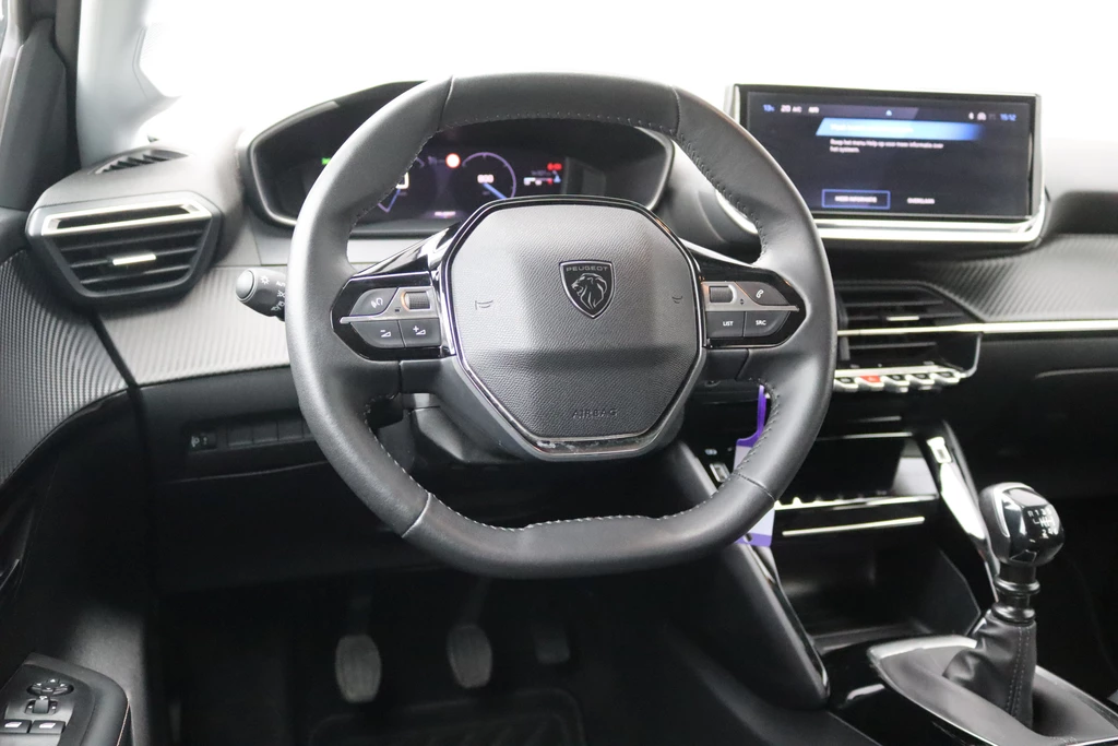 Peugeot 208 – foto 15