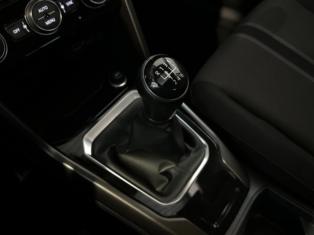 Volkswagen T-Roc – foto 32