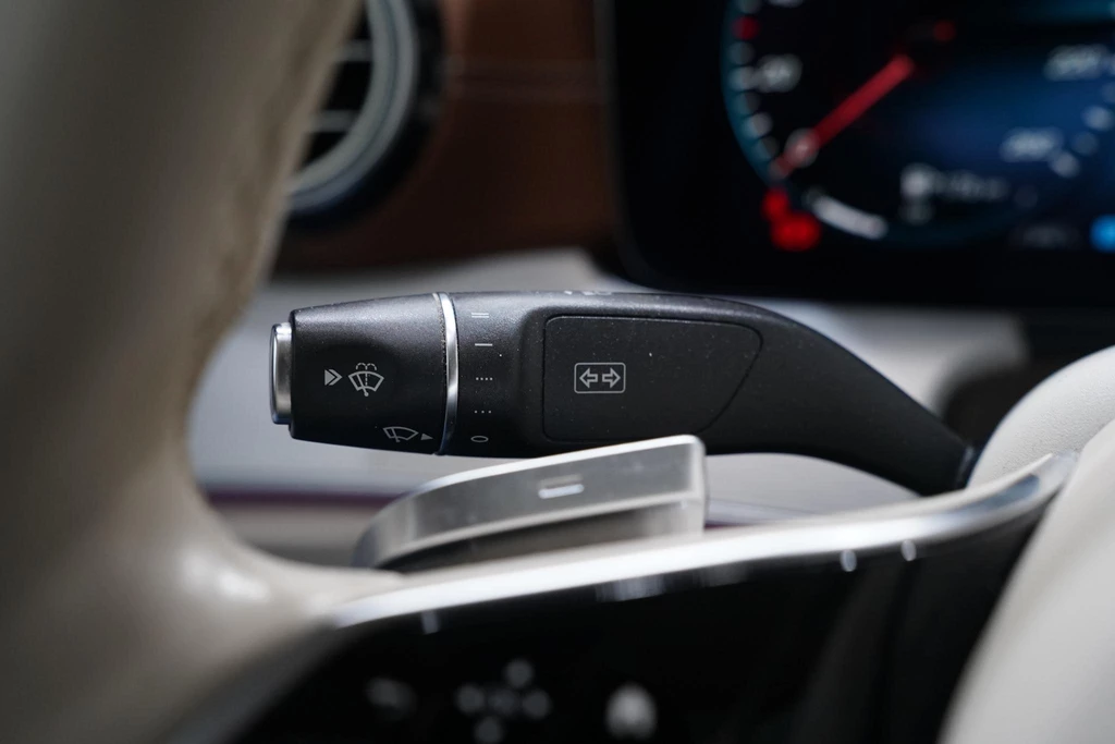 Mercedes-Benz E-Klasse – foto 27