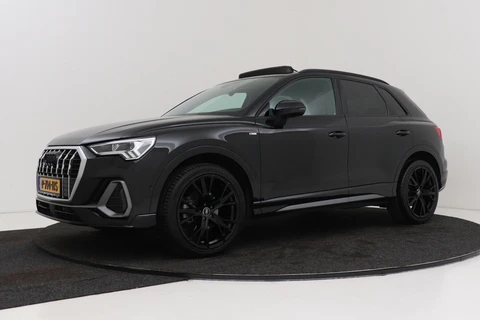 Audi Q3 35 TFSI S-Line edition | Uitklap Trekhaak | Panoramadak | Sportstoelen | Stoelverwarming | Digital Cockpit | CarPlay |