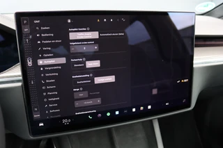 Tesla Model X – thumbnail 24