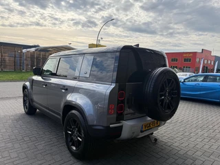 Land Rover Defender – thumbnail 5