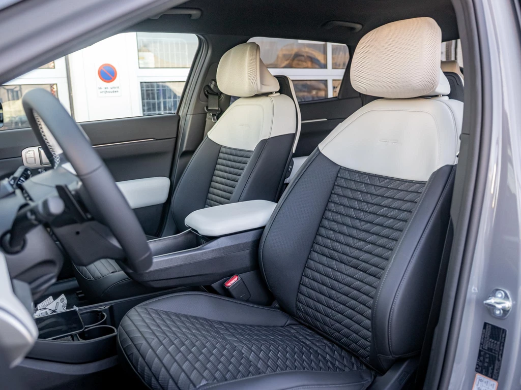Kia EV4 – foto 12