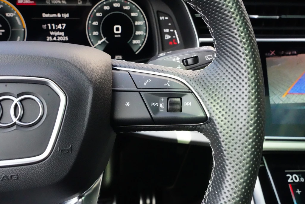 Audi Q8 – foto 22