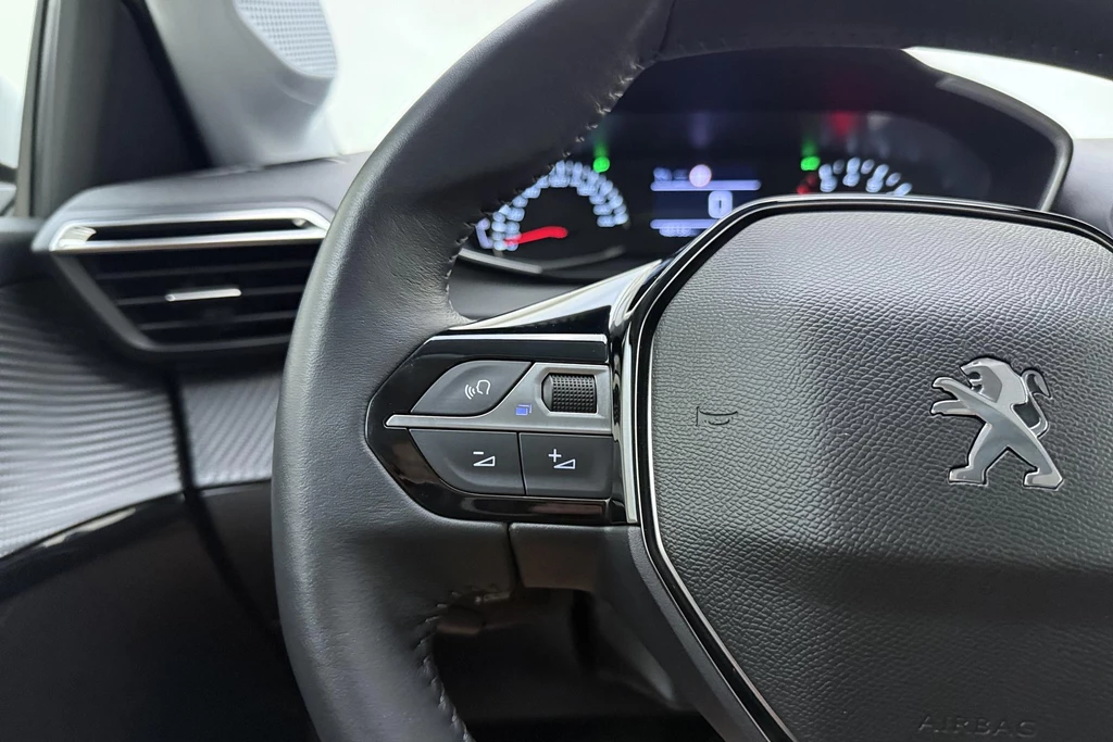 Peugeot 208 – foto 17