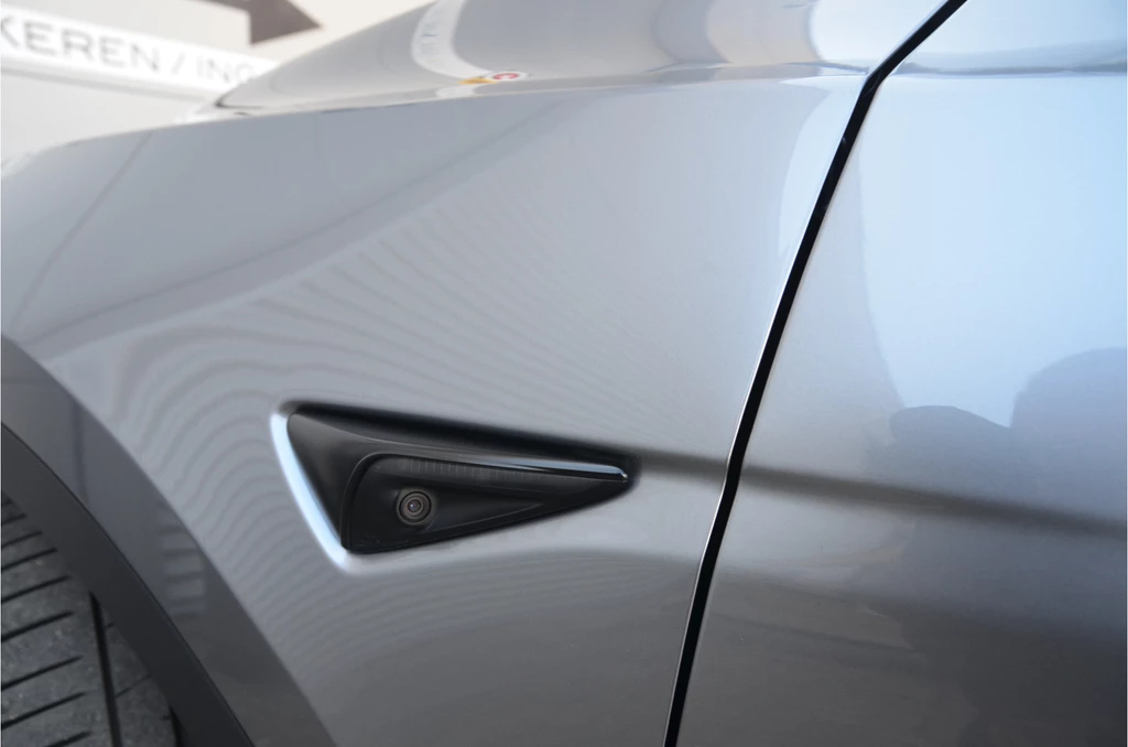 Tesla Model Y – foto 30