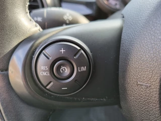MINI Cooper – thumbnail 32