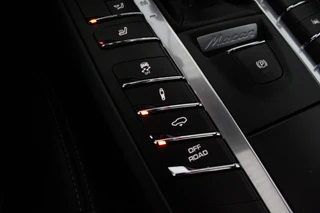 Porsche Macan – thumbnail 24