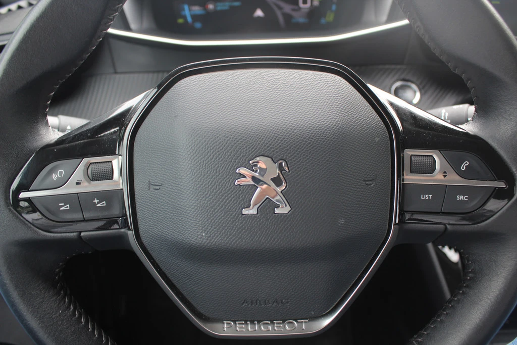Peugeot e-2008 – foto 21