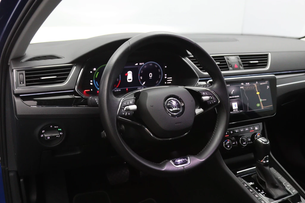 Škoda Superb – foto 10
