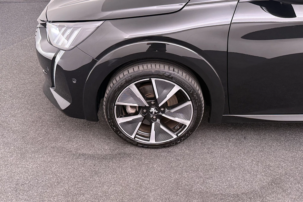 Peugeot e-208 – foto 8